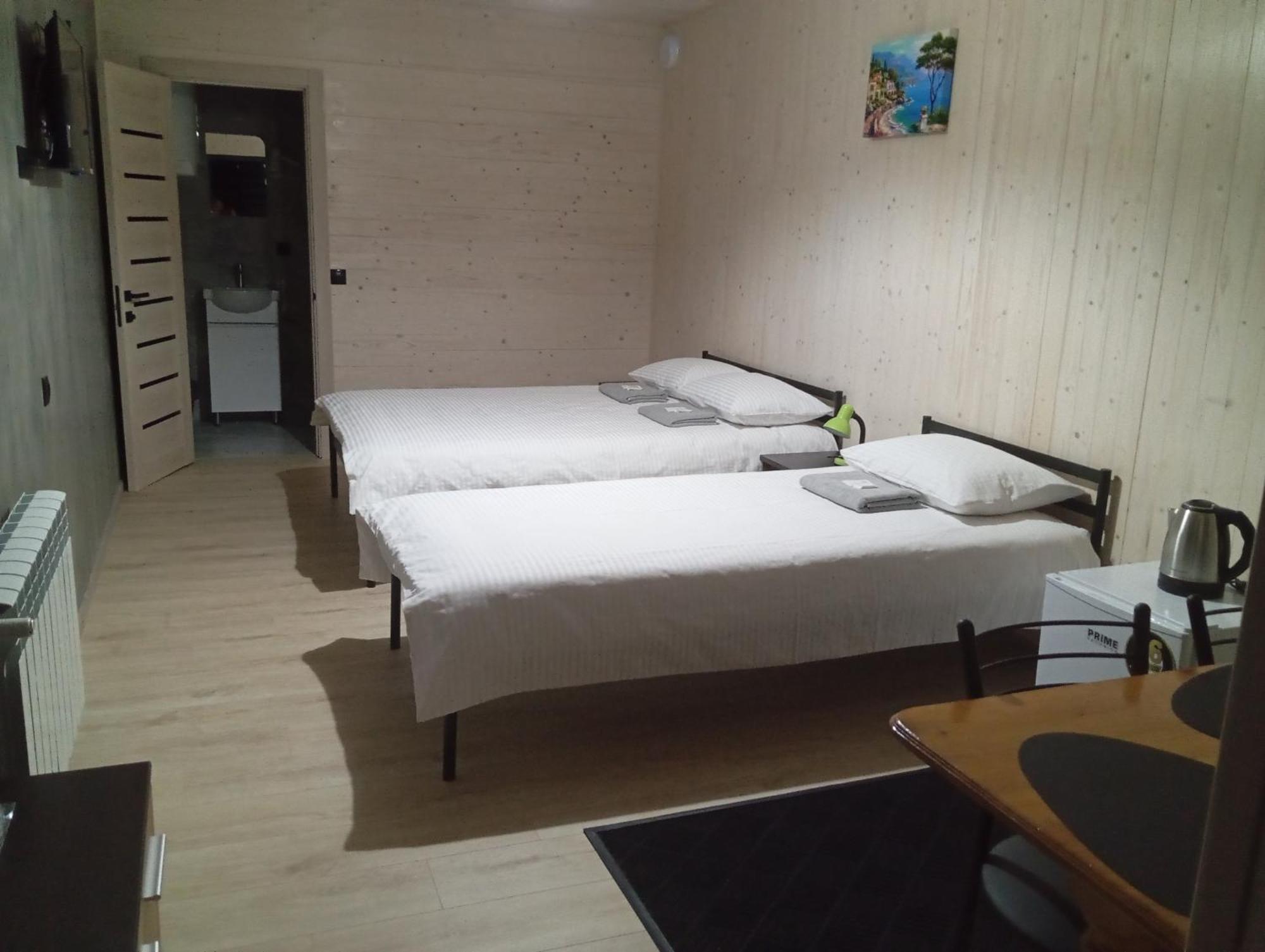 Motel 